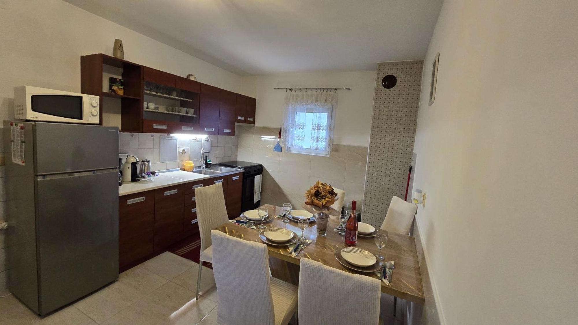 Apartmani Plavsic โนวีวีโนดอลสกี ภายนอก รูปภาพ