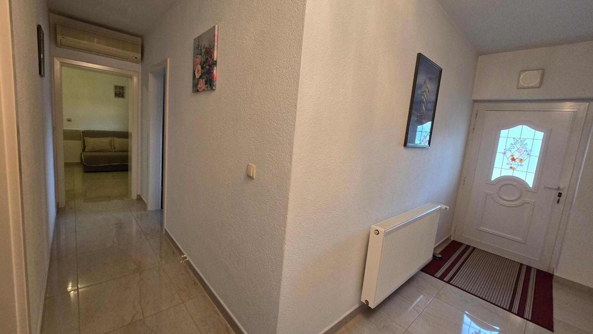 Apartmani Plavsic โนวีวีโนดอลสกี ภายนอก รูปภาพ