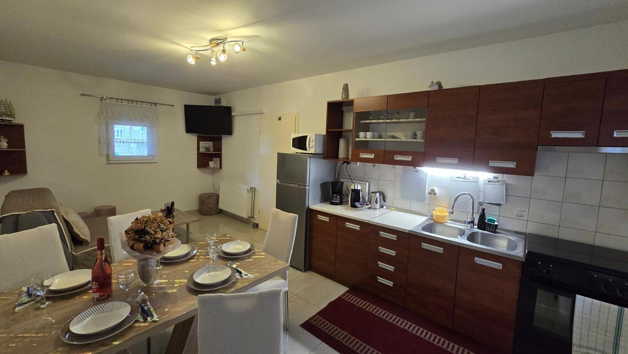 Apartmani Plavsic โนวีวีโนดอลสกี ภายนอก รูปภาพ