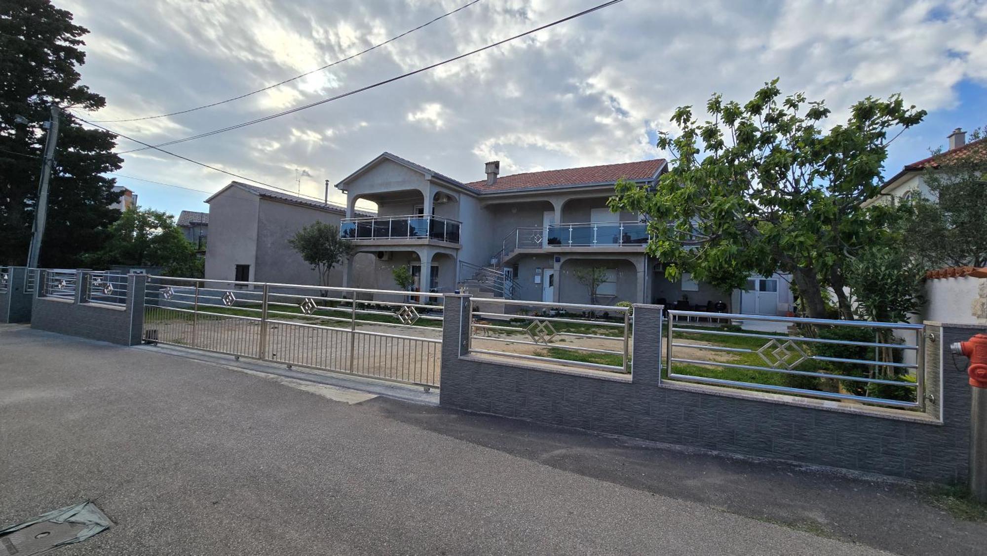 Apartmani Plavsic โนวีวีโนดอลสกี ภายนอก รูปภาพ