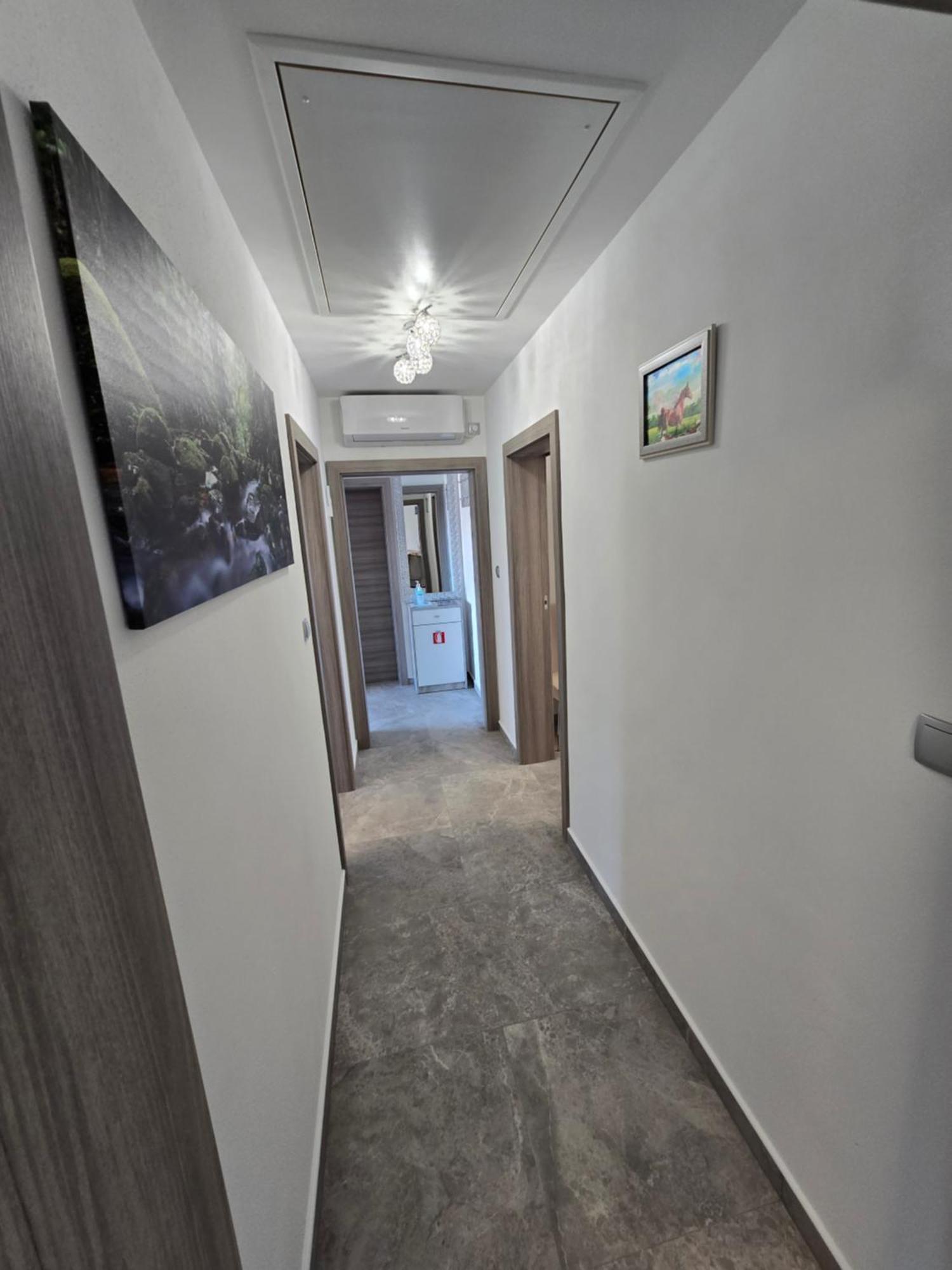 Apartmani Plavsic โนวีวีโนดอลสกี ภายนอก รูปภาพ